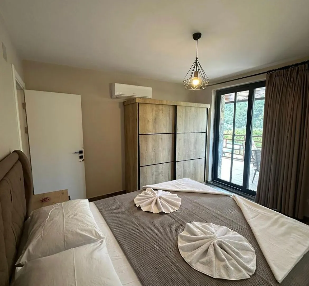 Villa Close To Lake, Beach Ortaca